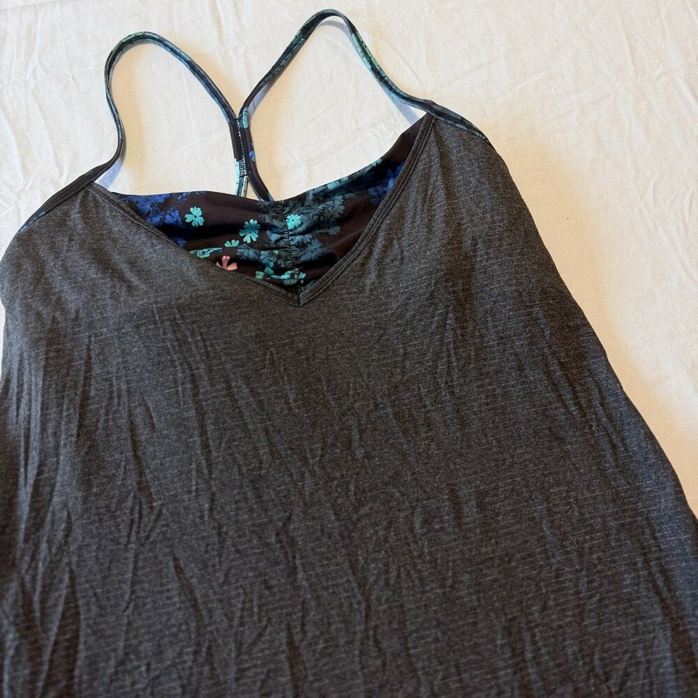 Lululemon Charcoal Heather Gray Floral 2-in-1 Built In Bra Tank Top Size 10